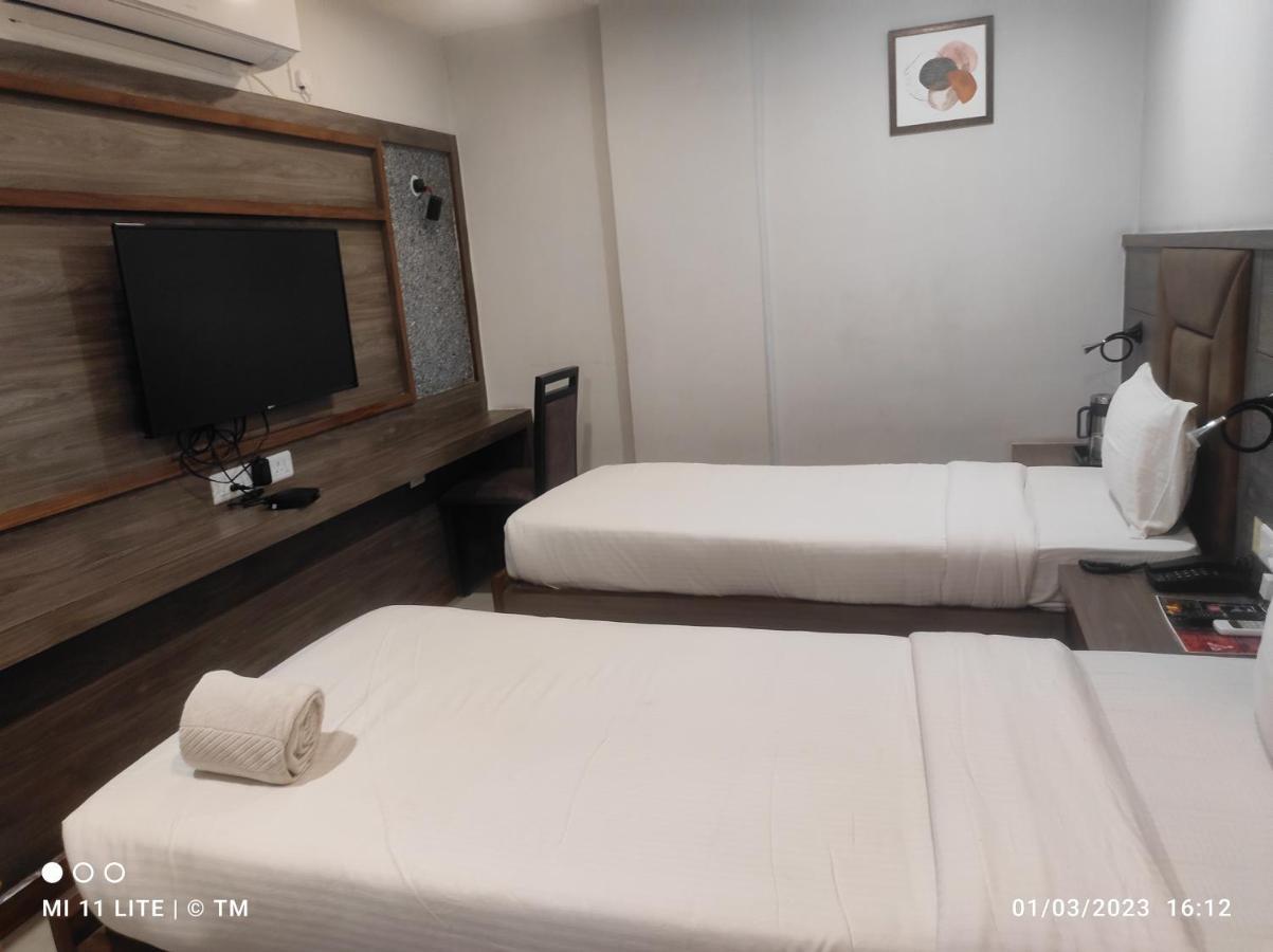 Hotel K79 Jamshedpur Extérieur photo