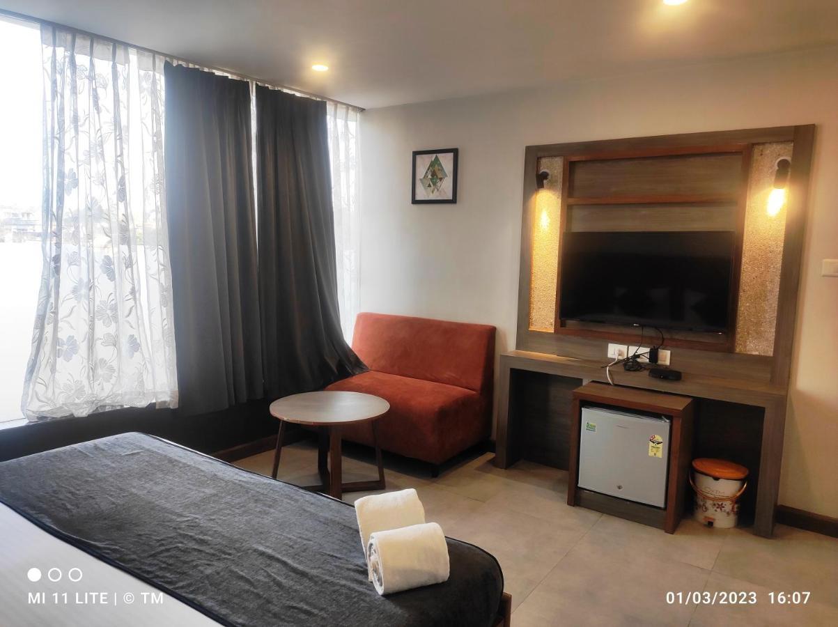 Hotel K79 Jamshedpur Extérieur photo