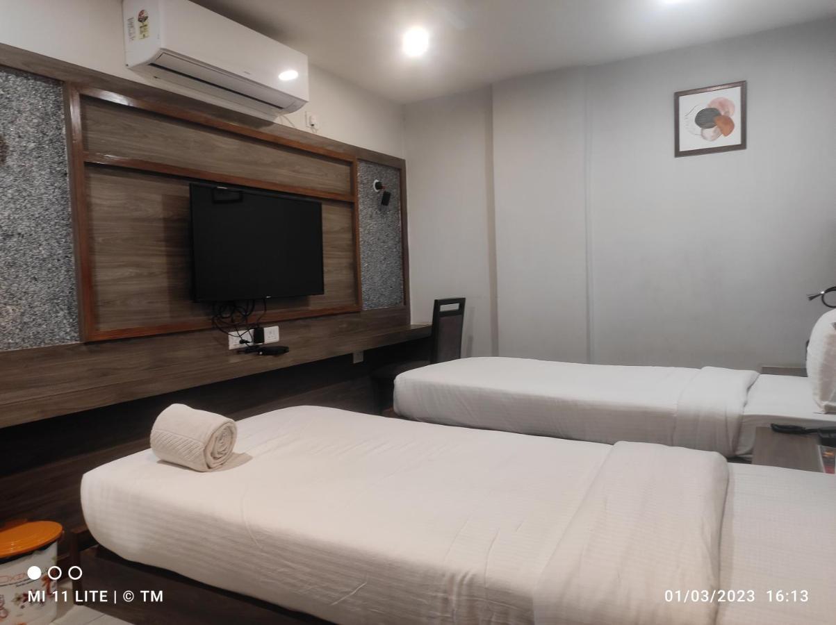 Hotel K79 Jamshedpur Extérieur photo